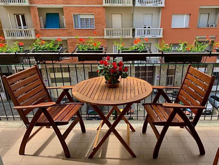 Casa Spezia - Metro Vicina, Wi-fi Rapido & Netflix Apartament